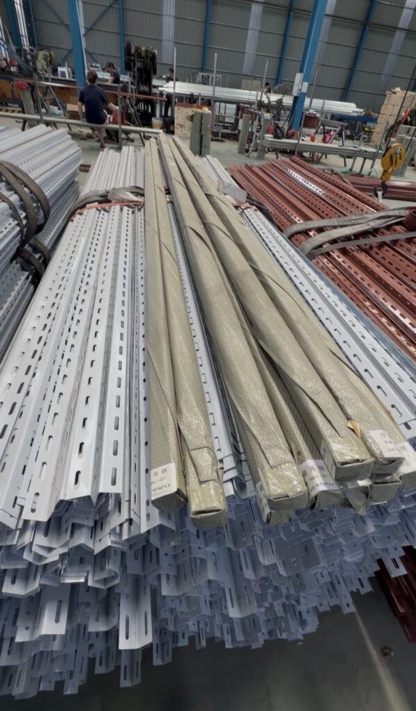 Standardized Anti-Corrosion Solutions, Core Features & Application Scenarios of Powder Coated Slotted Angle