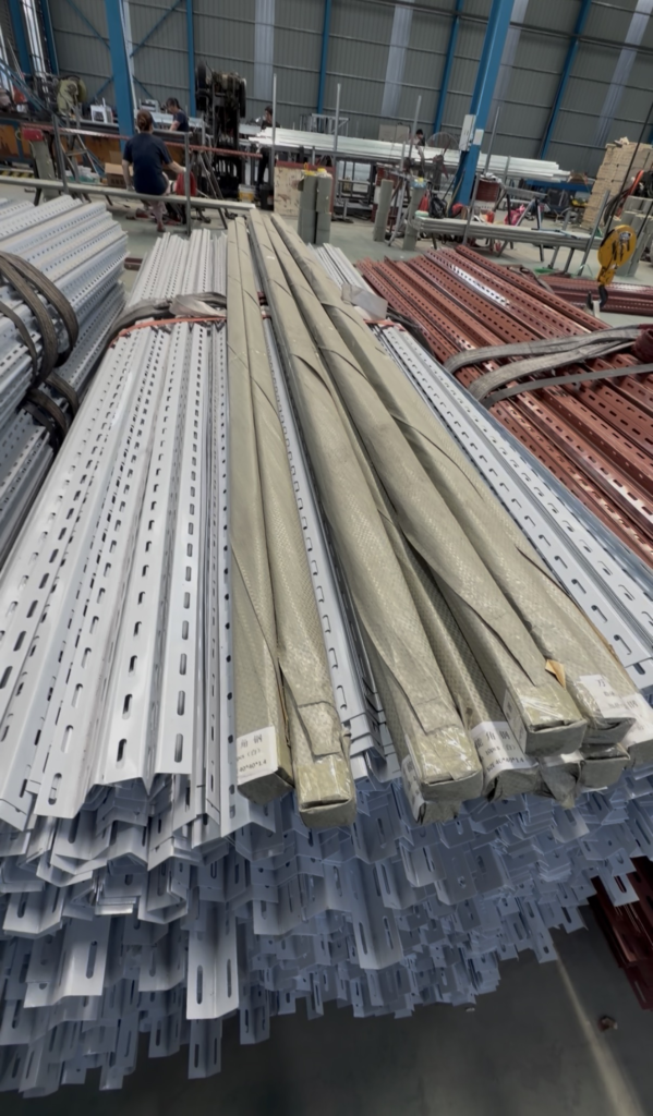 Standardized Anti-Corrosion Solutions, Core Features & Application Scenarios of Powder Coated Slotted Angle